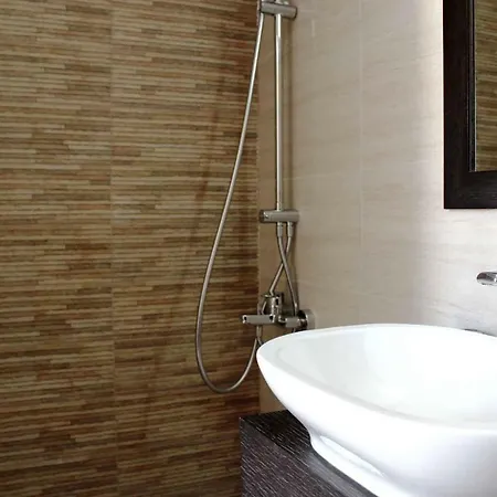 Apartment Polydoros *